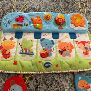 Musical Activity Mat - kick n play VTECH Blue and Multicolor